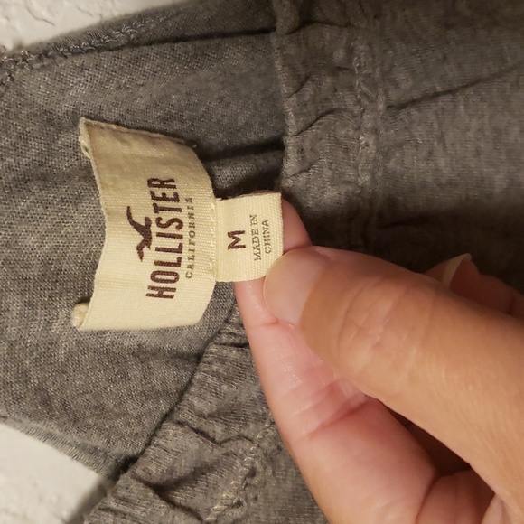 Hollister fit and flare, cute short summer sun dress size medium - Picture 2 of 7